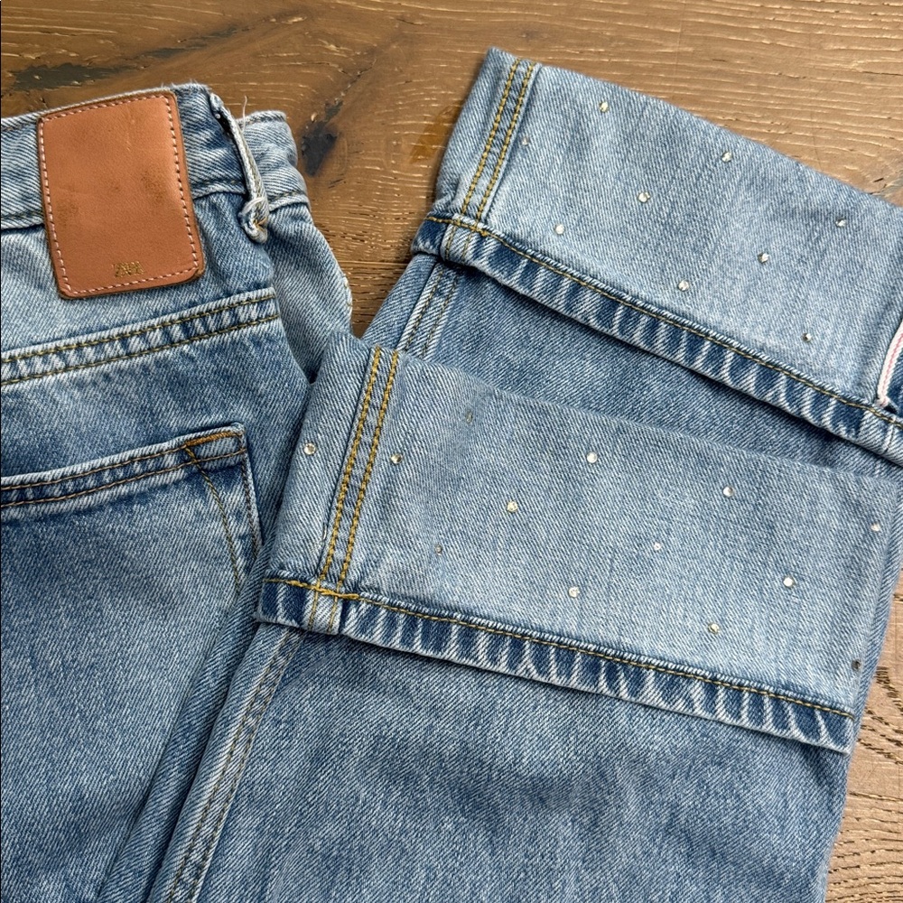 Zara Light Wash Straight Leg Jeans Cuffed Hem Embellished Size 6 - Picture 6 of 7
